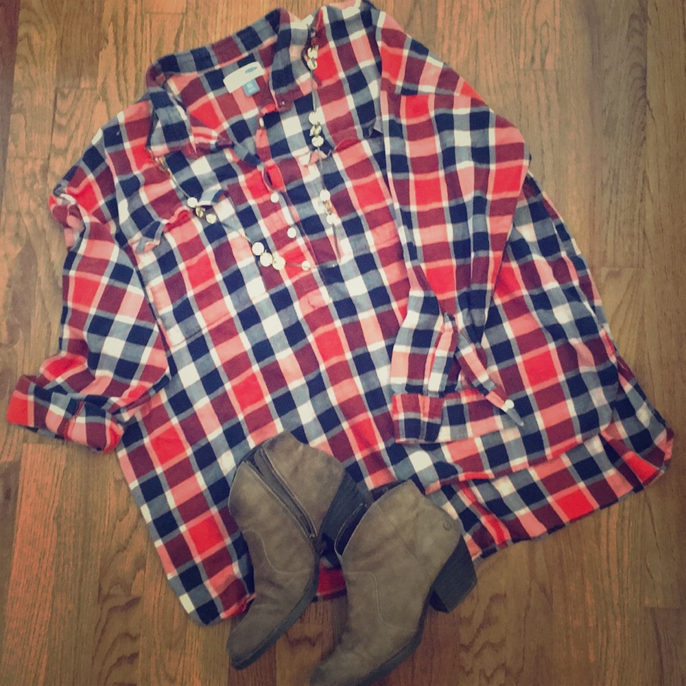 Old Navy orange & blue plaid half button down